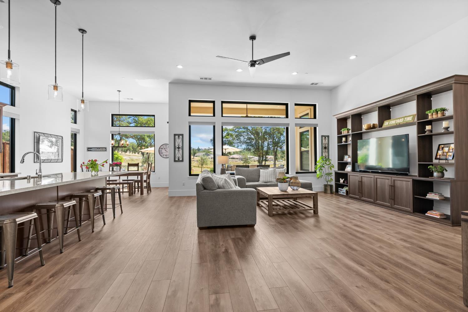 263 Quail Creek Dr, Copperopolis, CA 95228