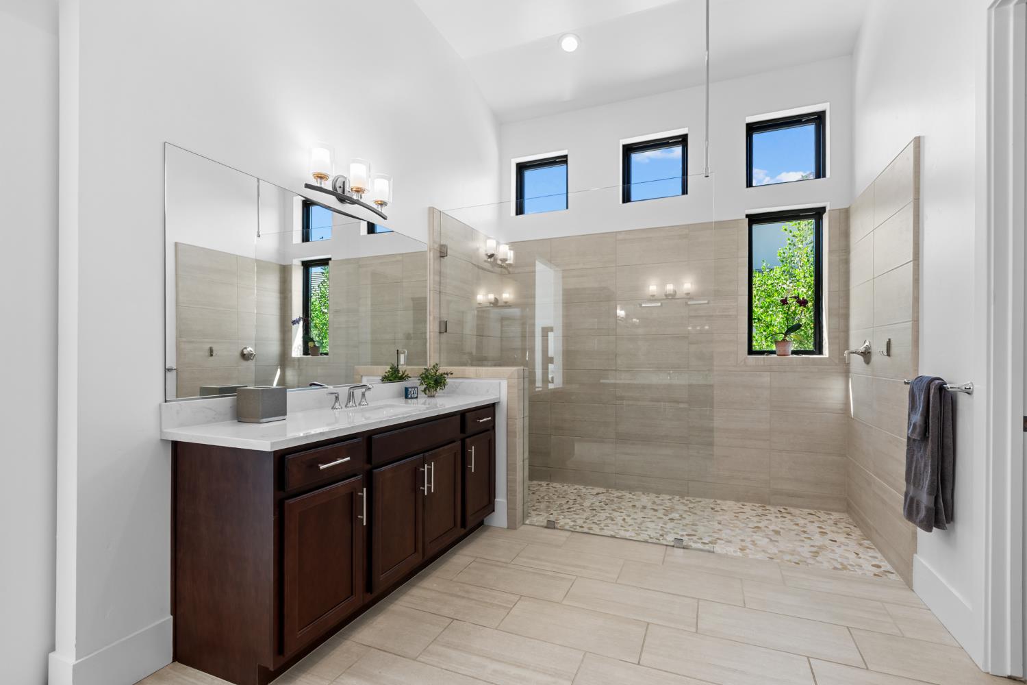 263 Quail Creek Dr, Copperopolis, CA 95228