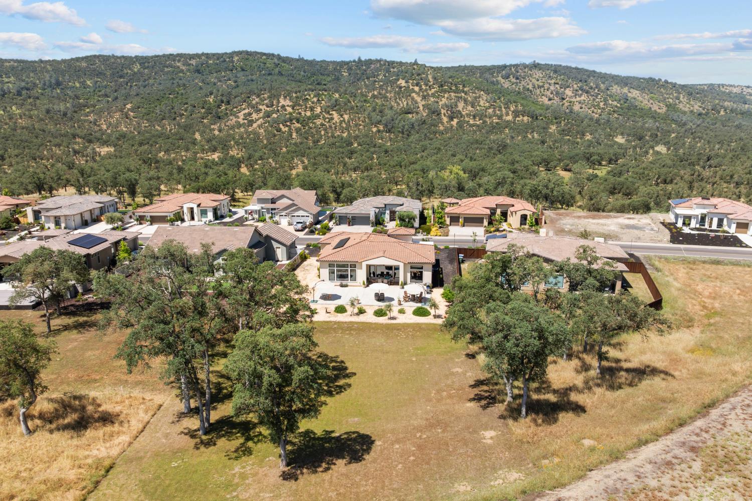 263 Quail Creek Dr, Copperopolis, CA 95228