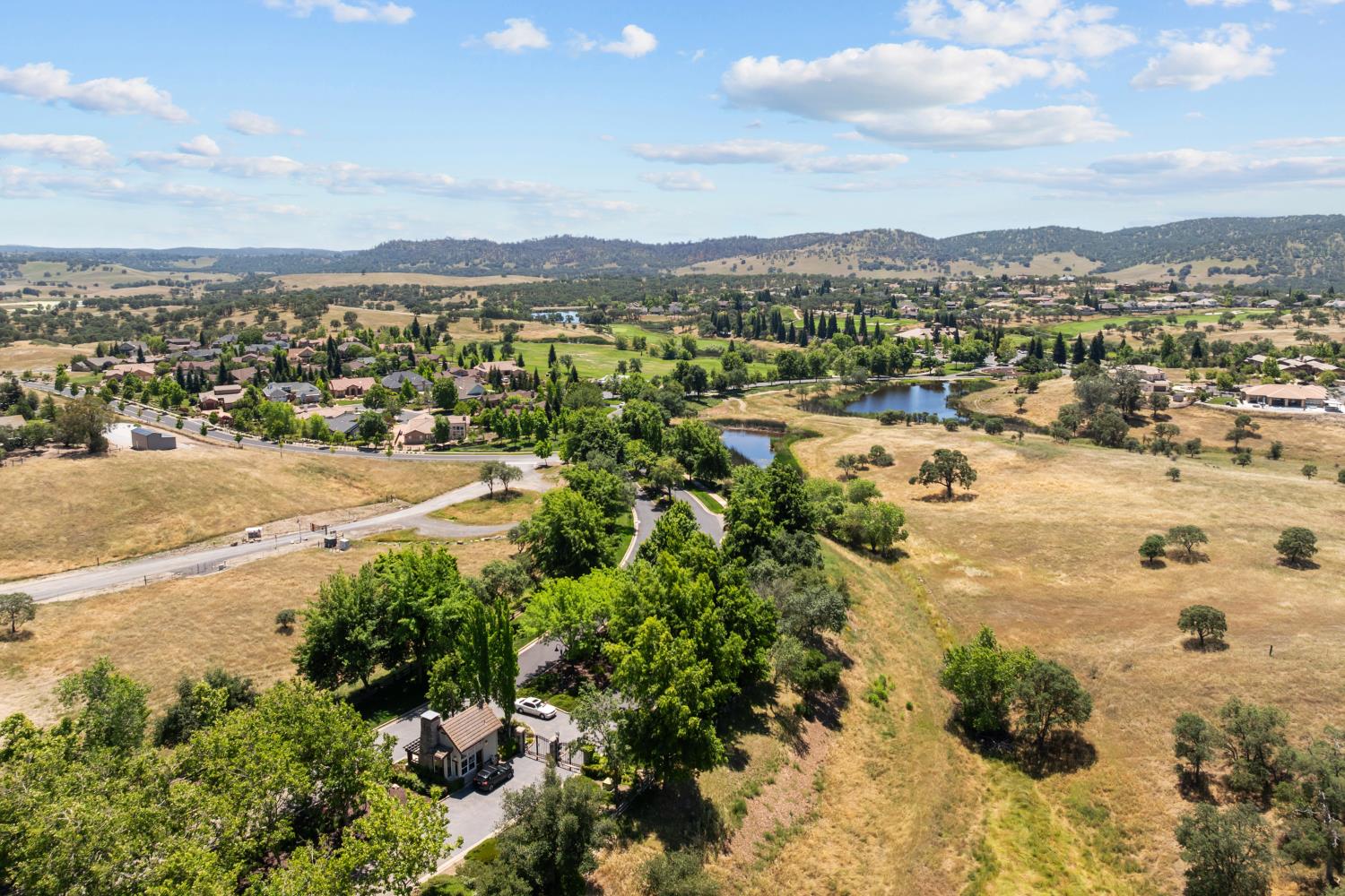 263 Quail Creek Dr, Copperopolis, CA 95228