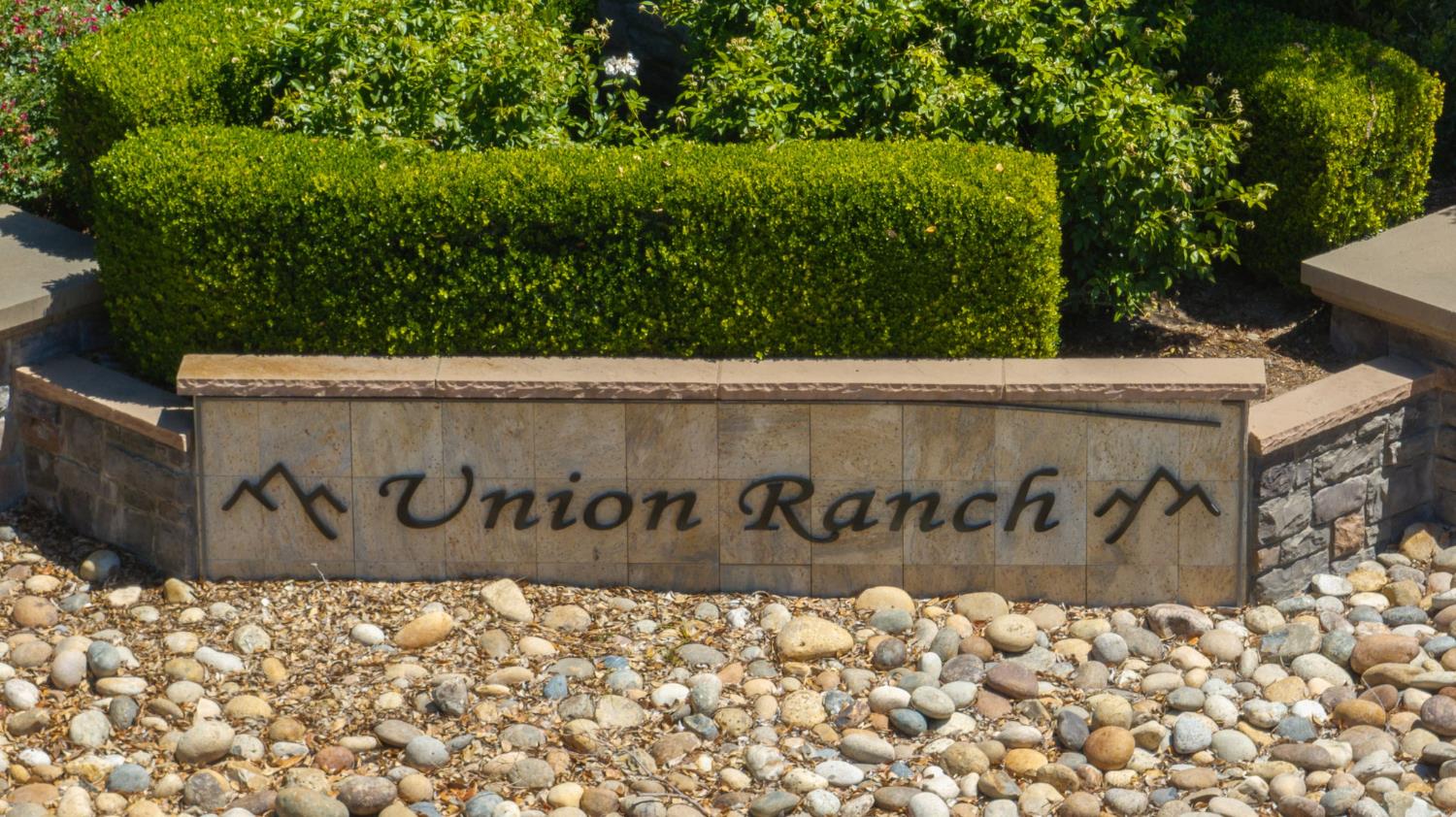 1046 Shady Grove St, Manteca, CA 95336