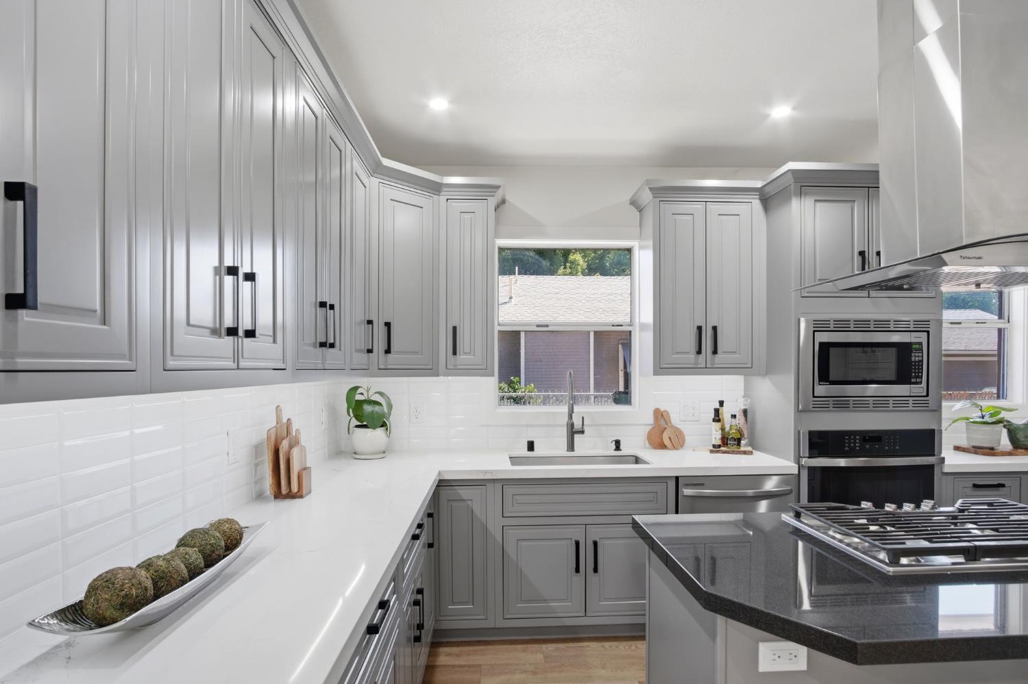 752 Mitchell, Turlock, CA 95380
