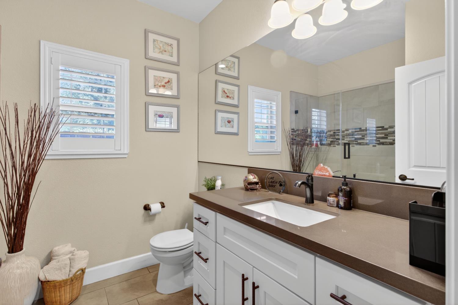 2500 Greenboro St, Turlock, CA 95382