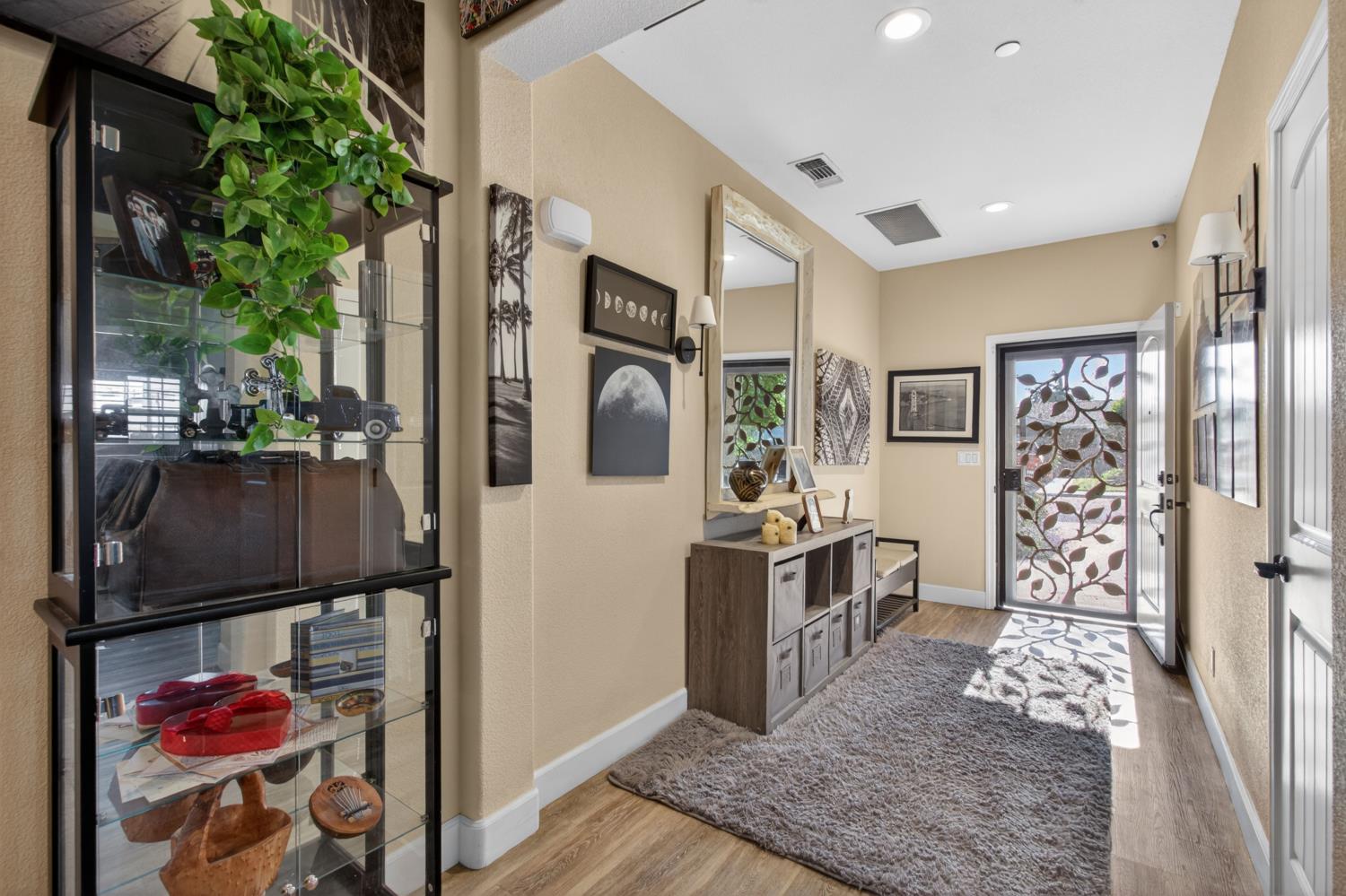 2500 Greenboro St, Turlock, CA 95382