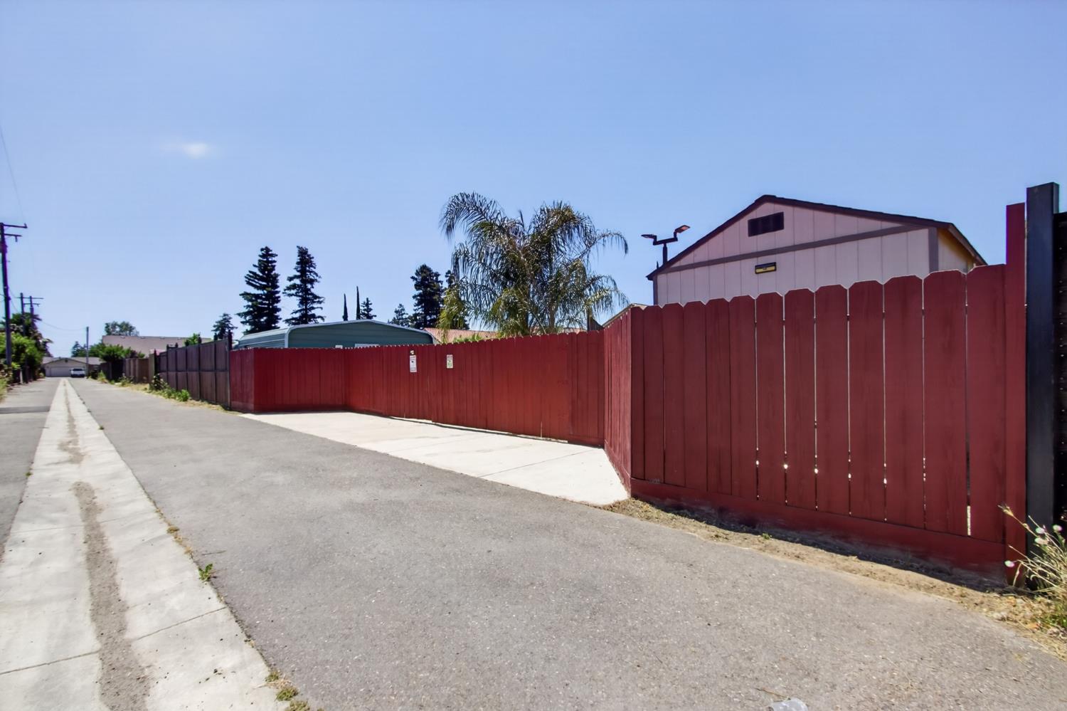 2500 Greenboro St, Turlock, CA 95382