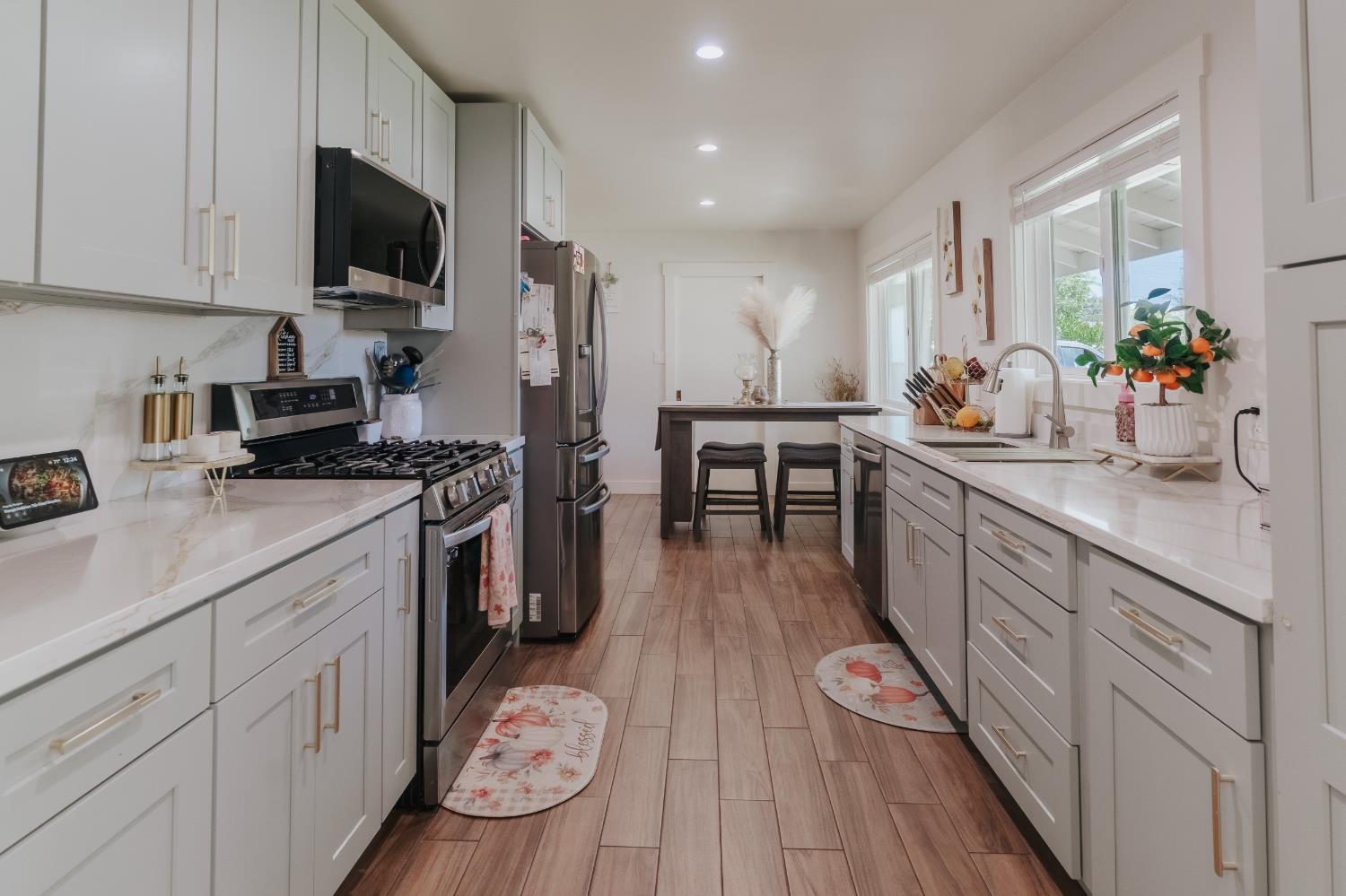 3421 Mansfield Ln, Modesto, CA 95350