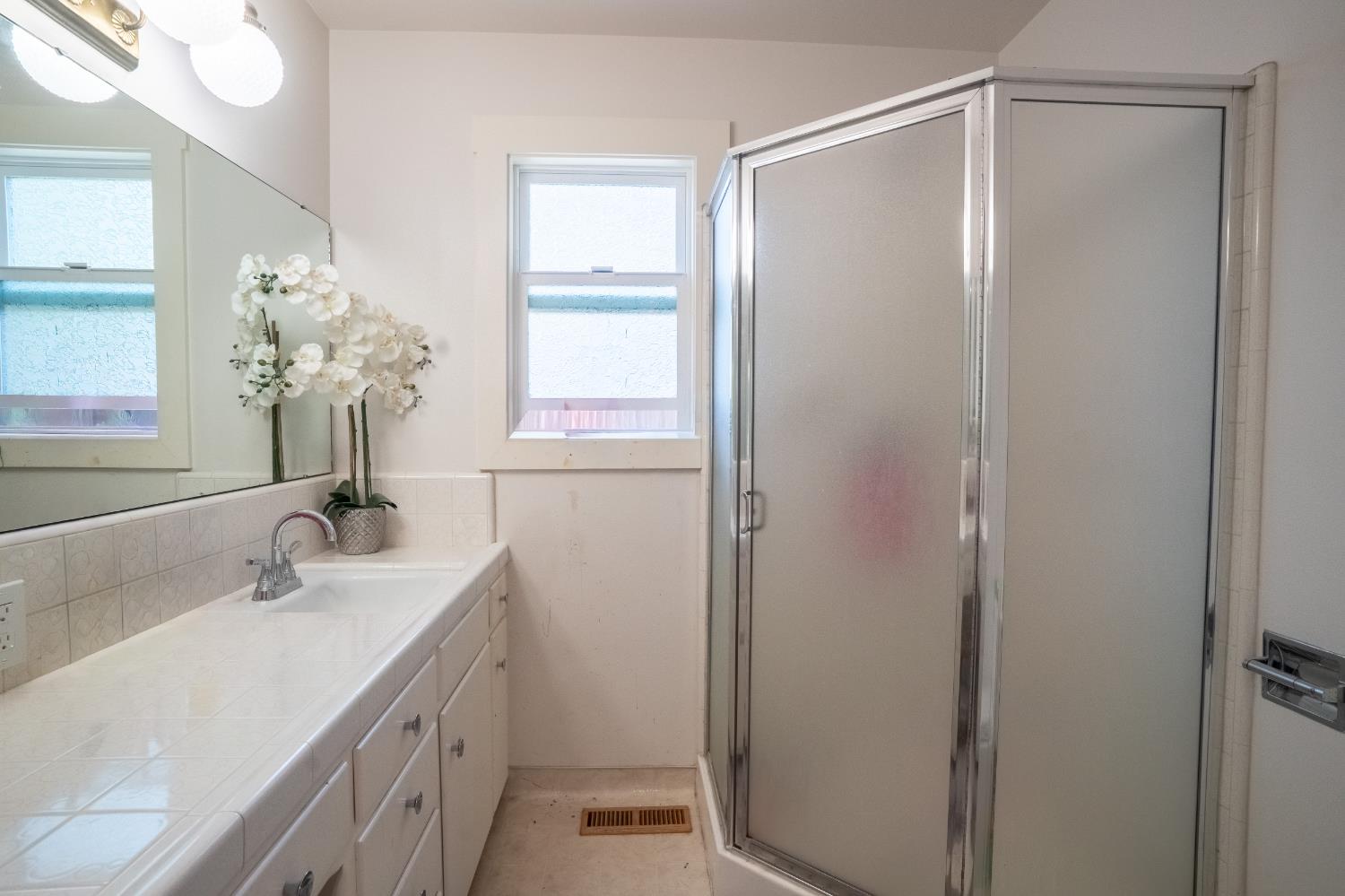 3421 Mansfield Ln, Modesto, CA 95350