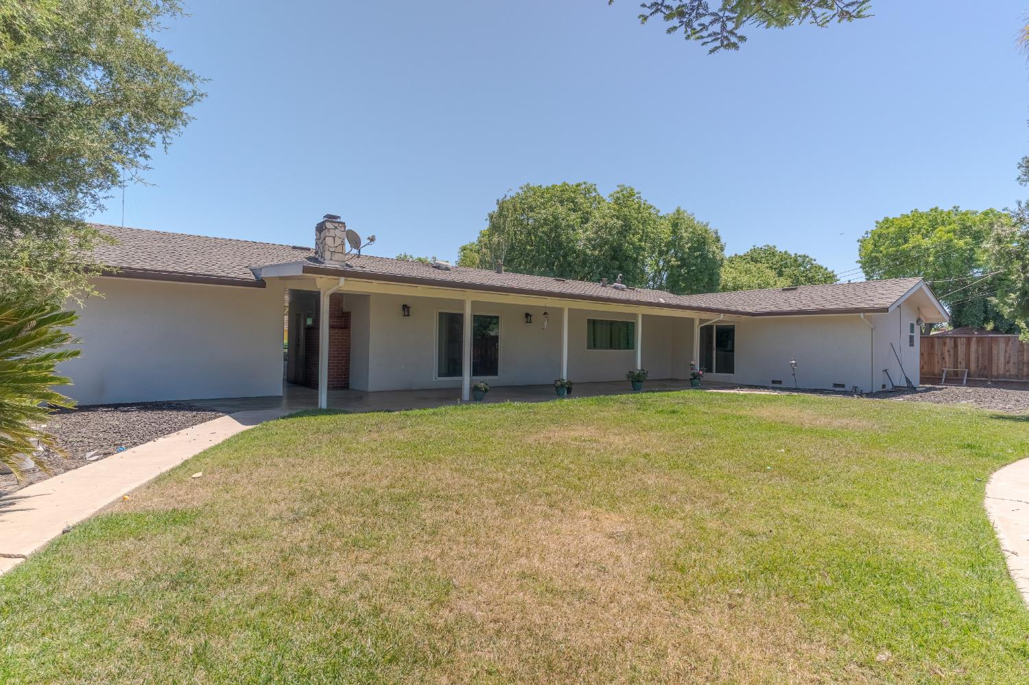 3421 Mansfield Ln, Modesto, CA 95350