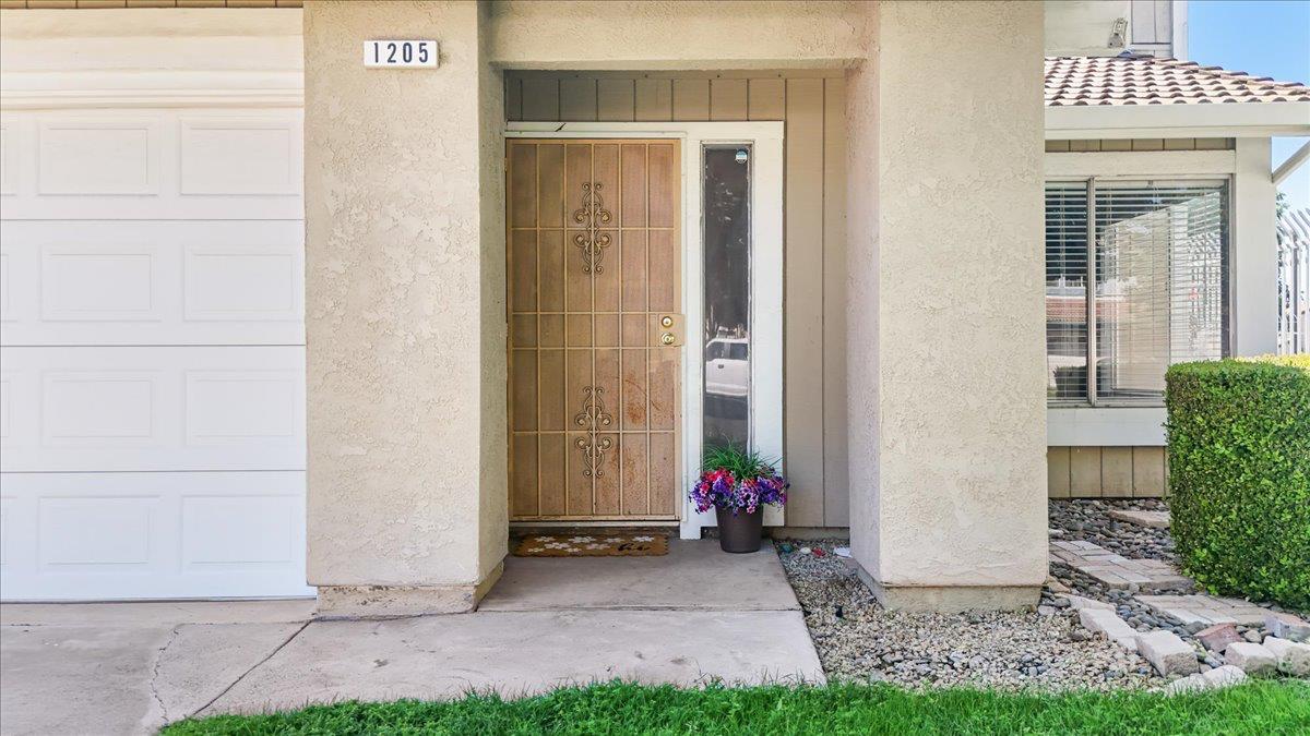 1205 Courtney Way, Modesto, CA 95358