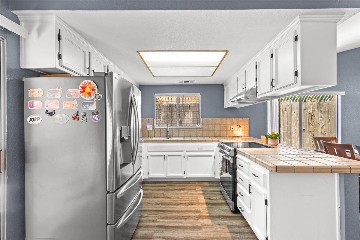 1205 Courtney Way, Modesto, CA 95358