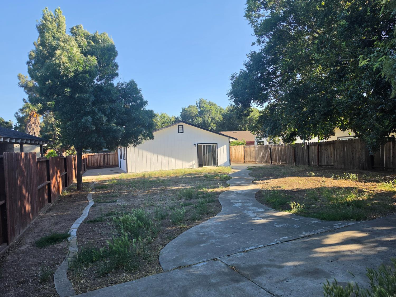 1833 Mimi Way, Modesto, CA 95351