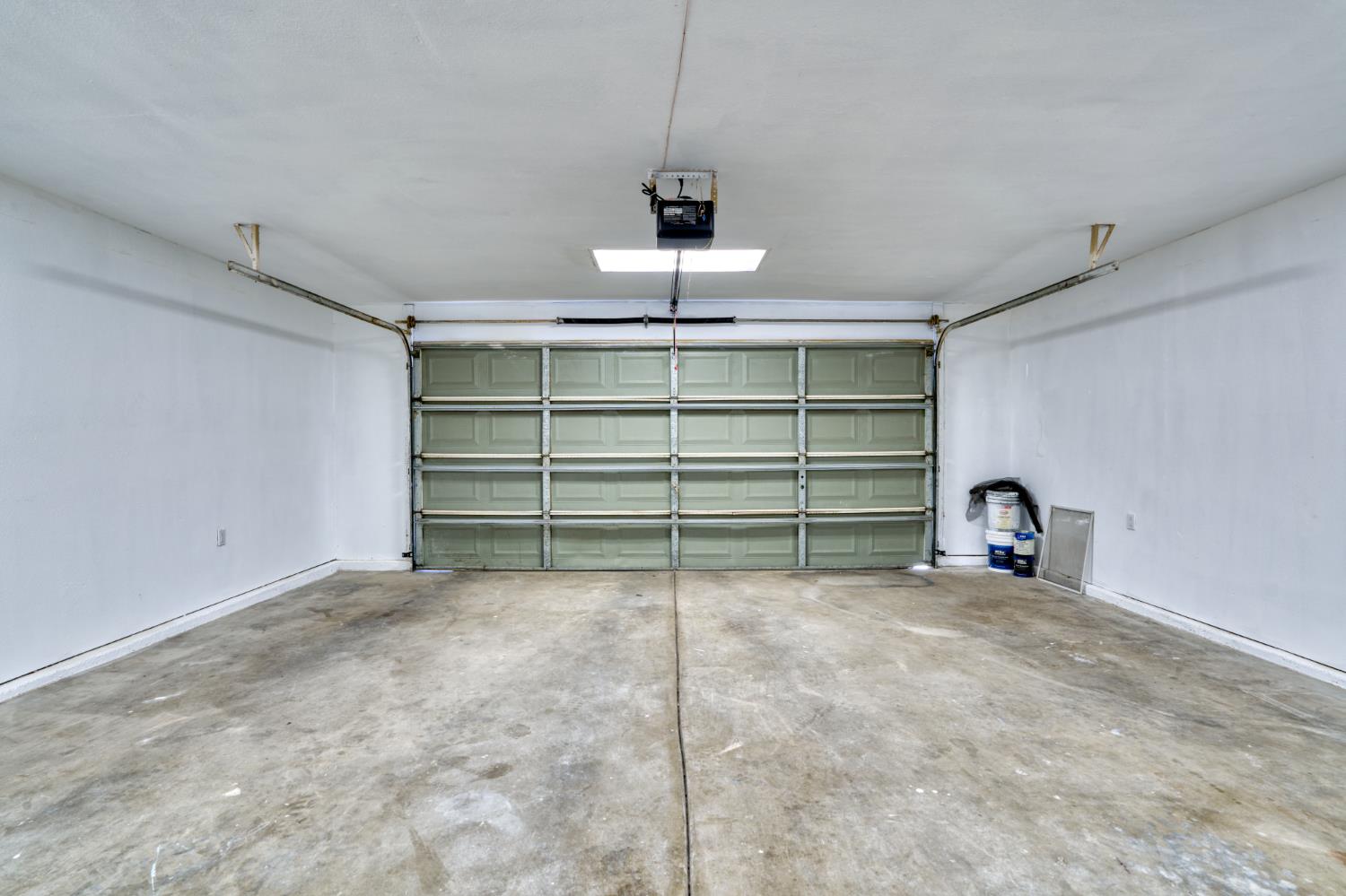 1833 Mimi Way, Modesto, CA 95351