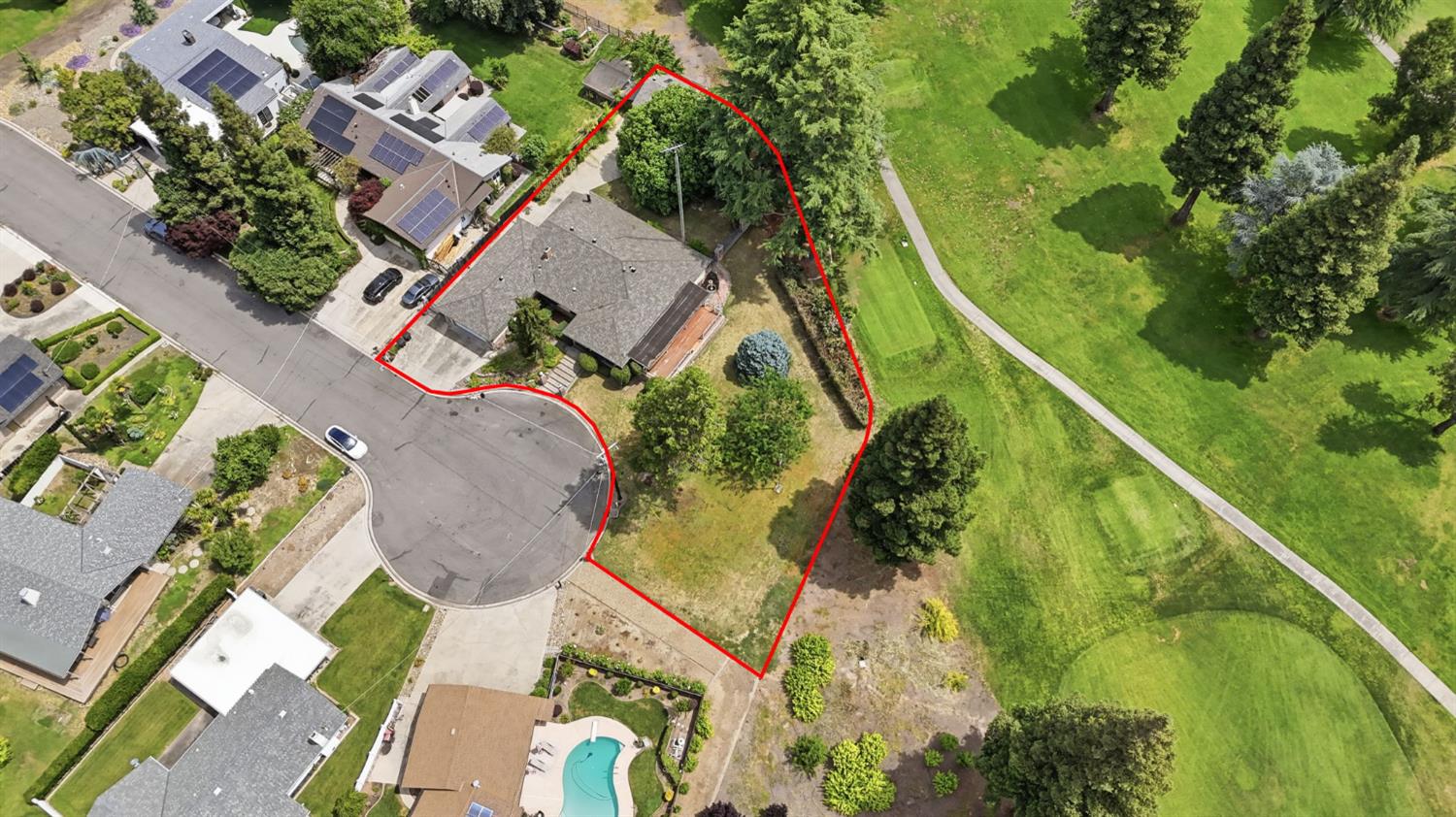 2411 Pinehurst Dr, Oakdale, CA 95361