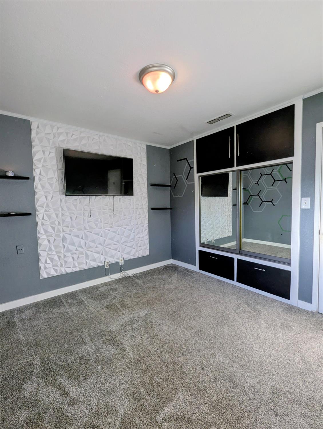 2690 Princeton Ct, Turlock, CA 95382