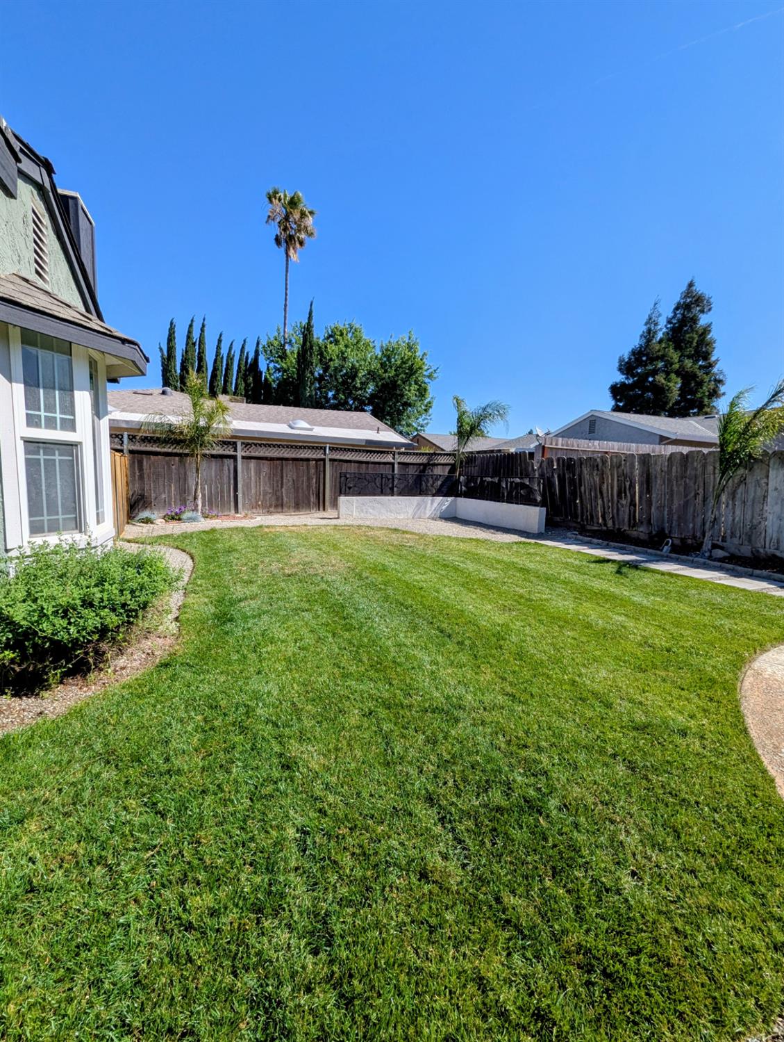 2690 Princeton Ct, Turlock, CA 95382