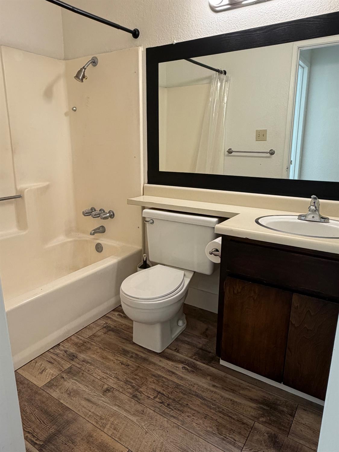2900 Andre Ln #144, Turlock, CA 95382
