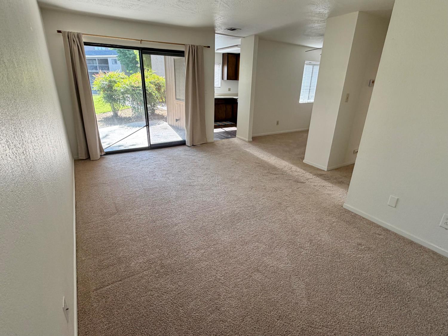 2900 Andre Ln #144, Turlock, CA 95382