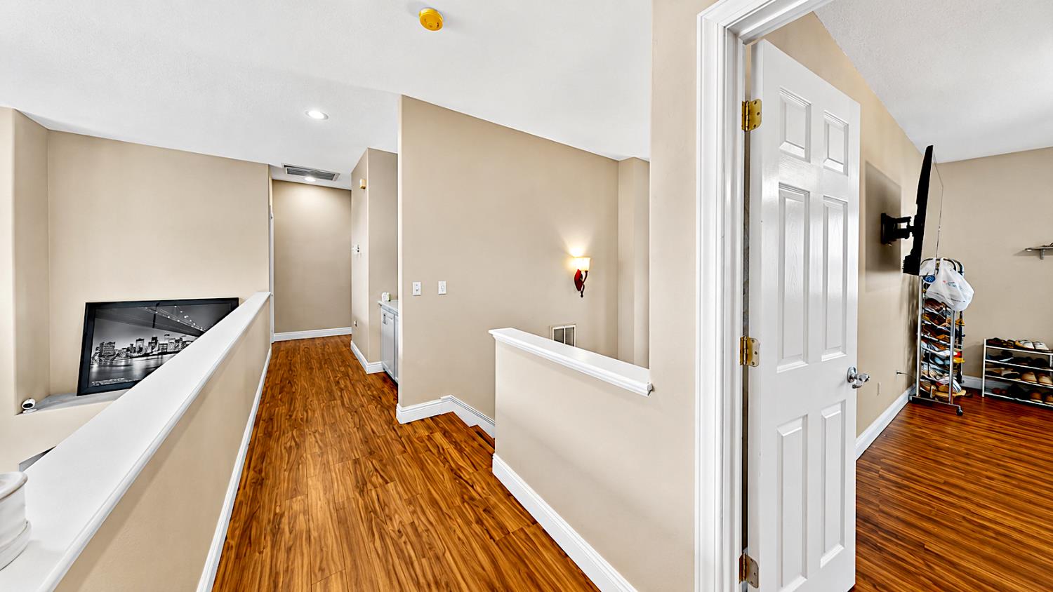2815 Castleview Dr, Turlock, CA 95382