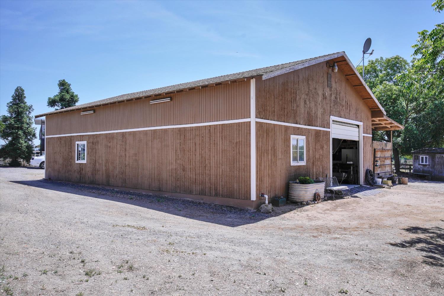 4611 Heather Hills Ln, Oakdale, CA 95361