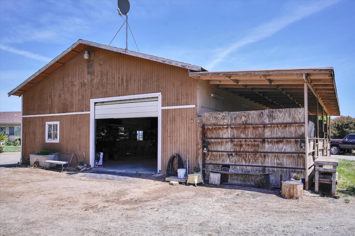 4611 Heather Hills Ln, Oakdale, CA 95361
