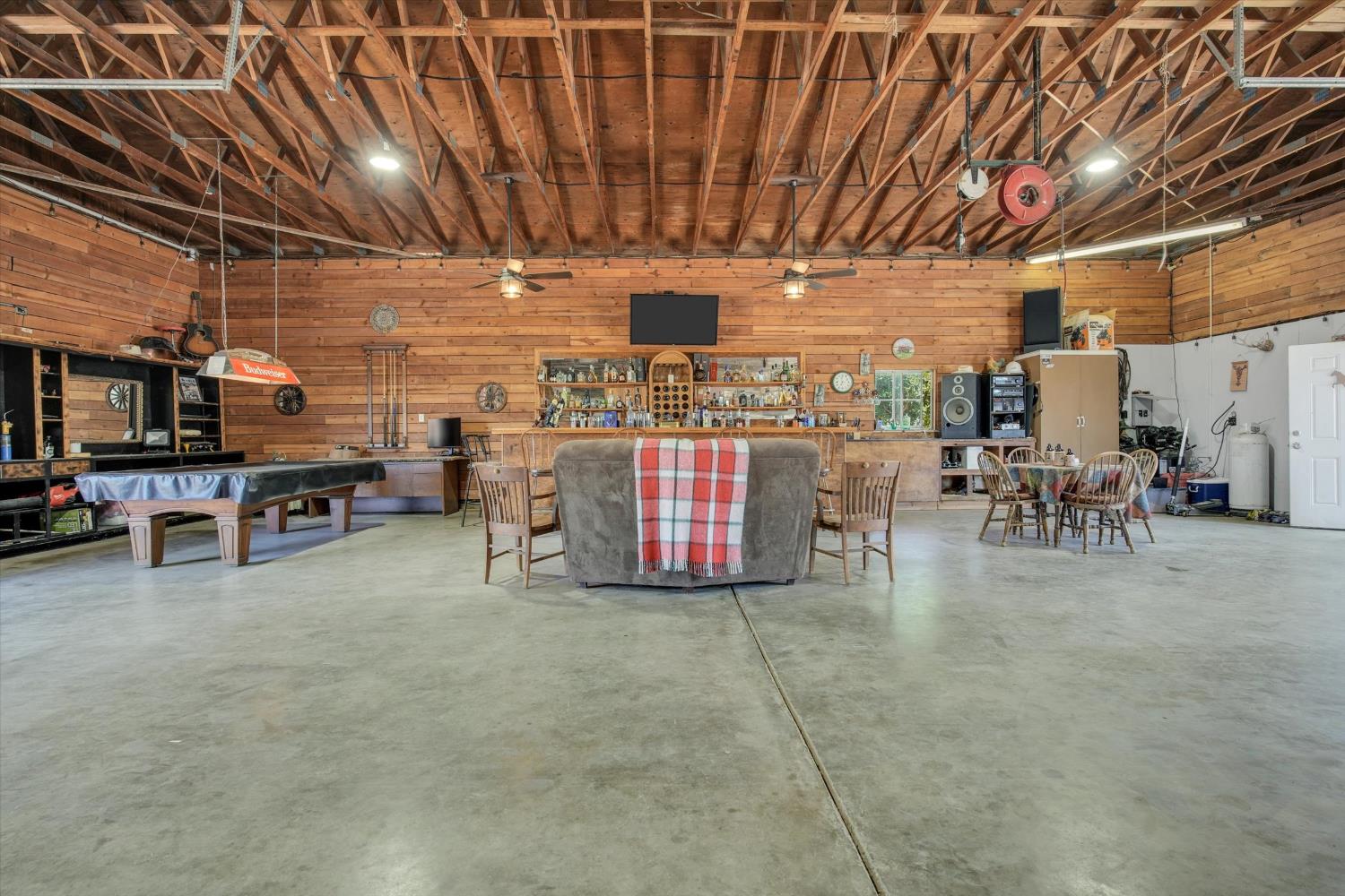 4611 Heather Hills Ln, Oakdale, CA 95361