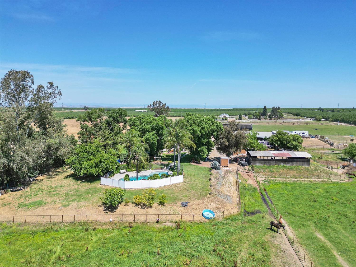 4611 Heather Hills Ln, Oakdale, CA 95361