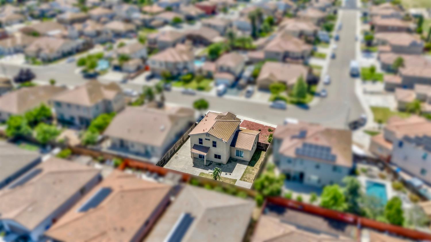 1412 Red Ribbons Ln, Manteca, CA 95337