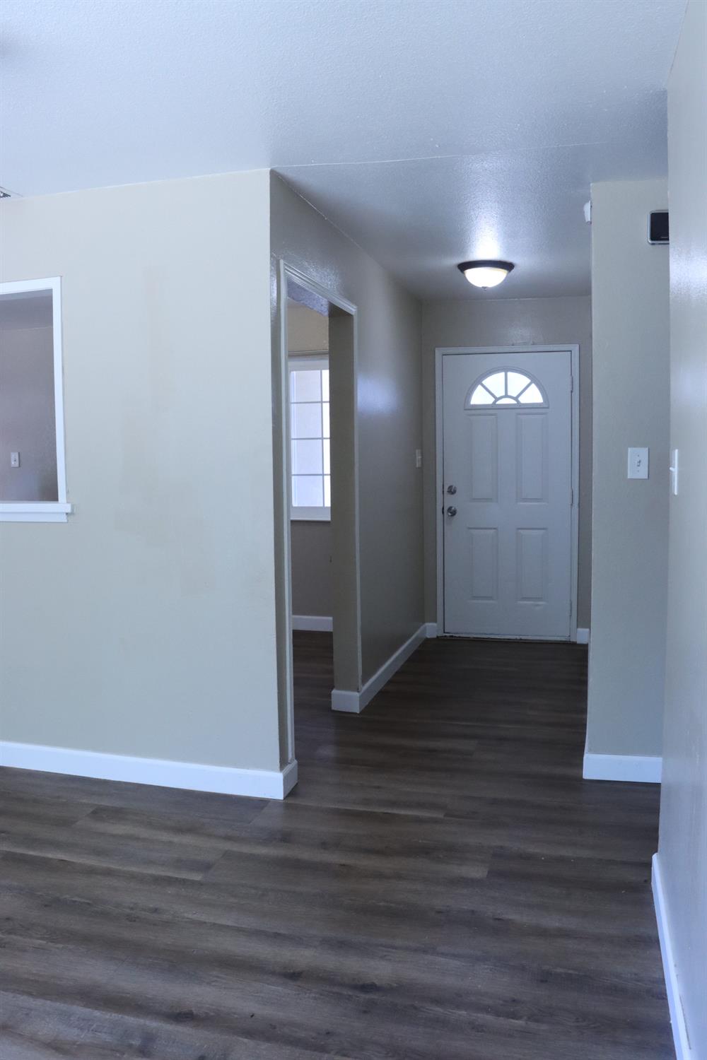 1820 Celeste Dr, Modesto, CA 95355