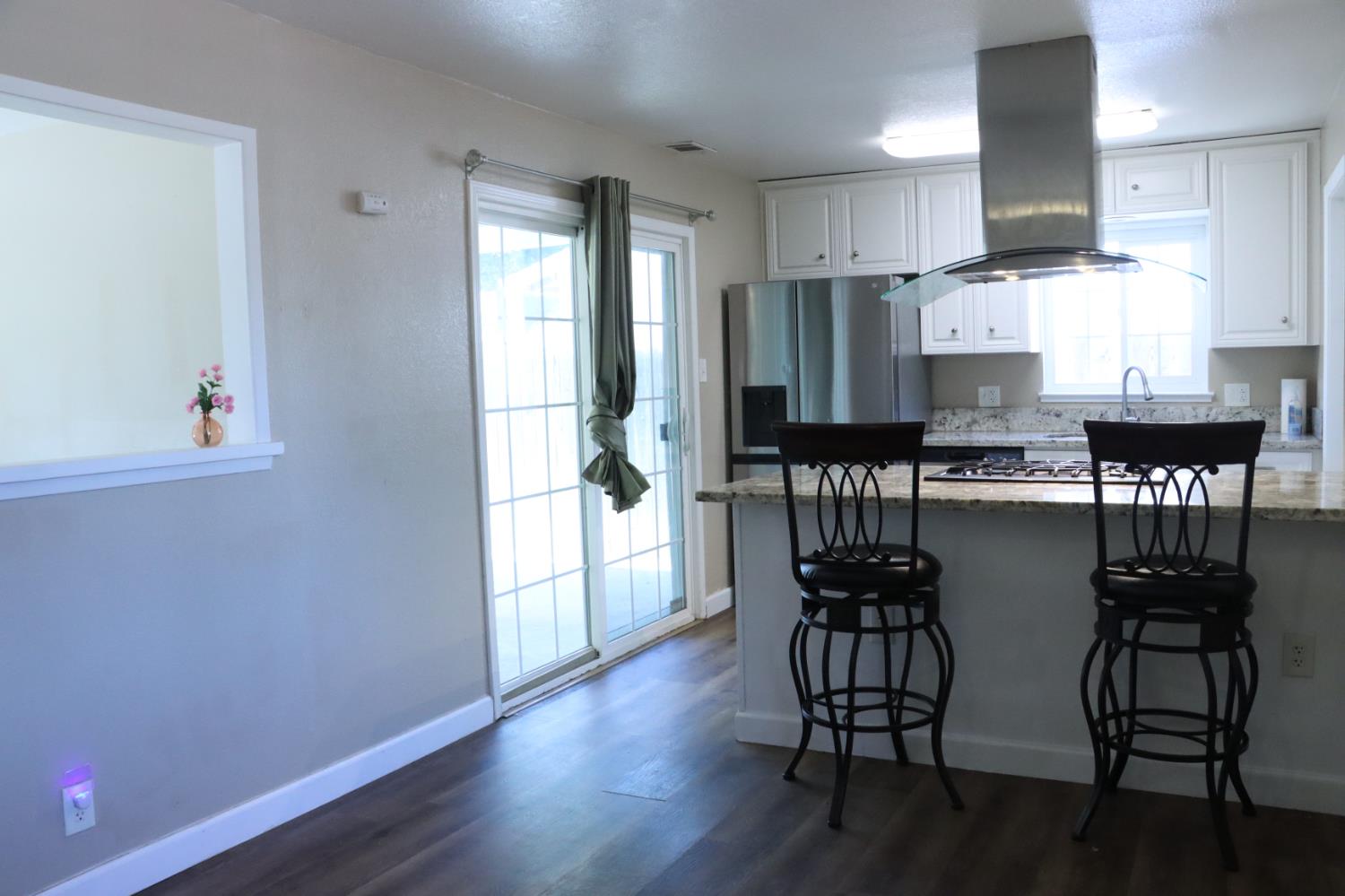 1820 Celeste Dr, Modesto, CA 95355