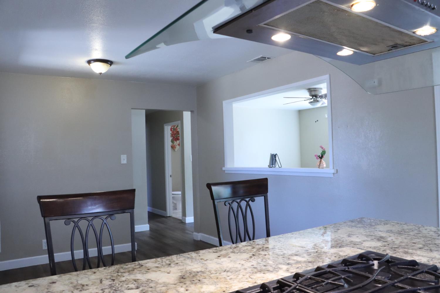 1820 Celeste Dr, Modesto, CA 95355
