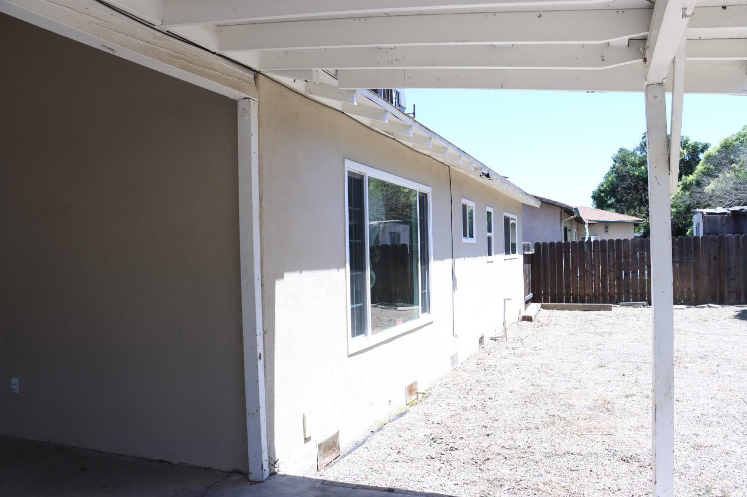 1820 Celeste Dr, Modesto, CA 95355