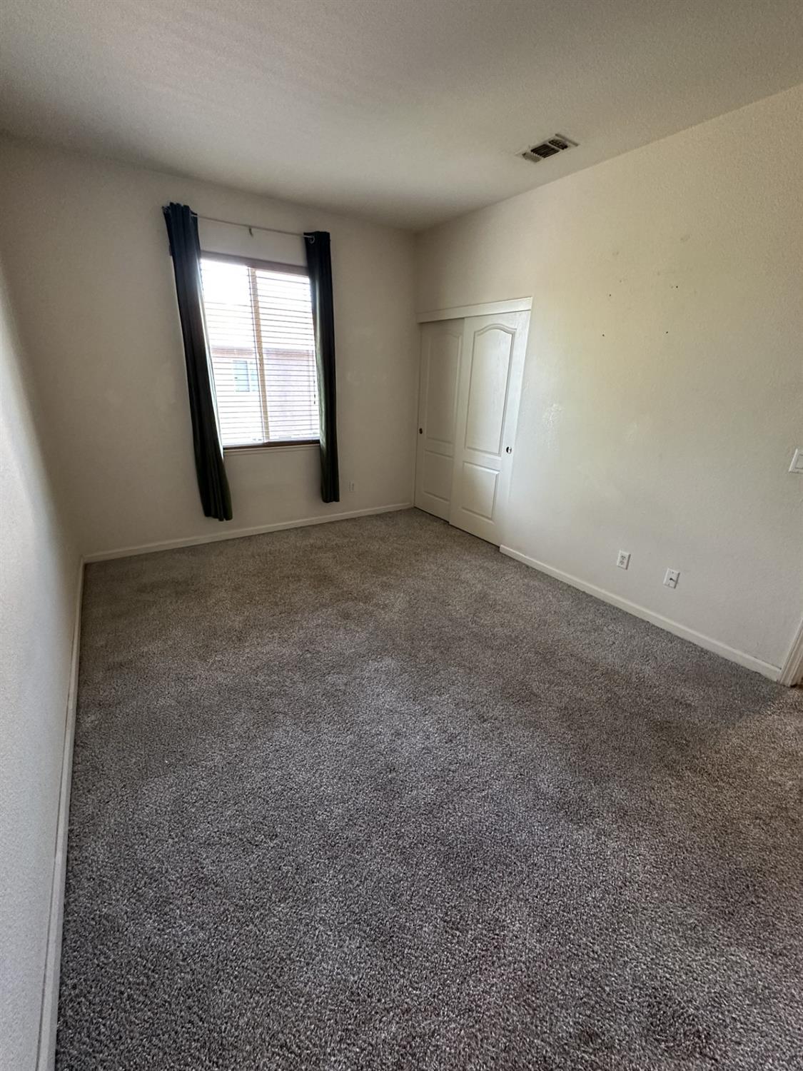 2201 Driftwood Park Dr, Modesto, CA 95355