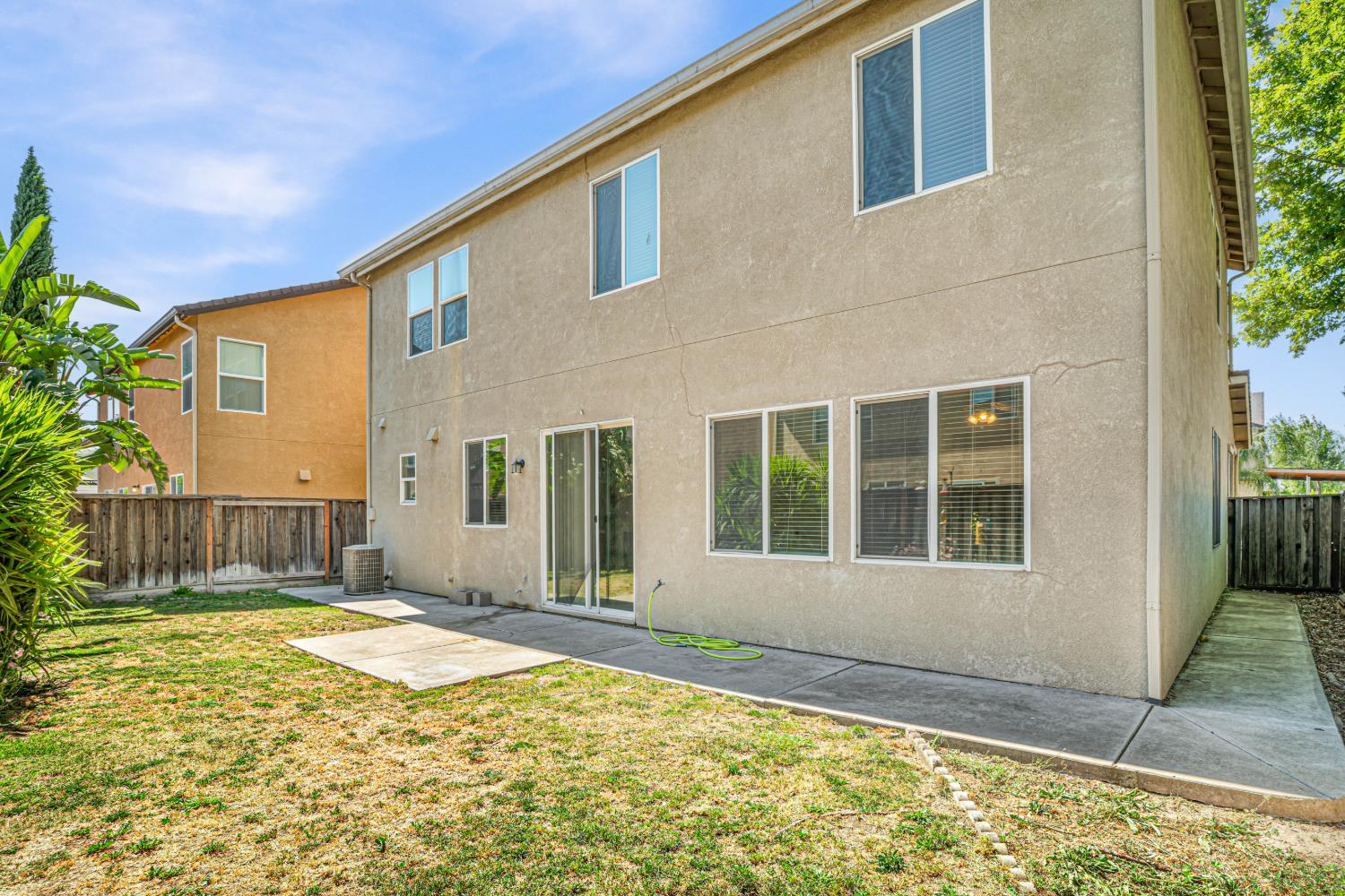 2201 Driftwood Park Dr, Modesto, CA 95355