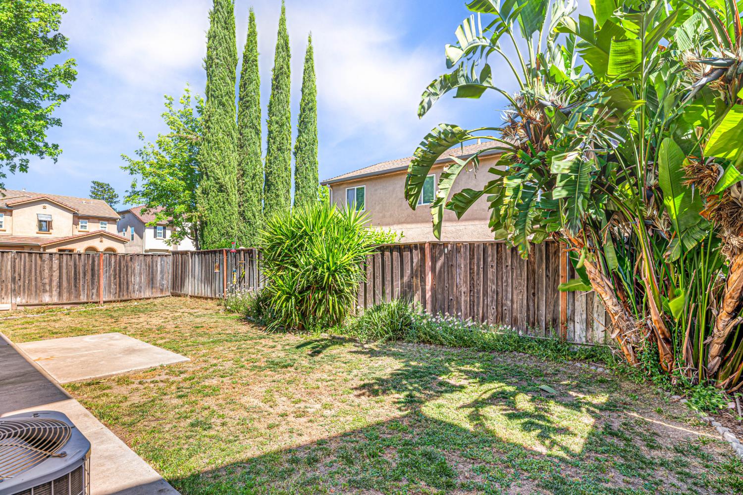 2201 Driftwood Park Dr, Modesto, CA 95355