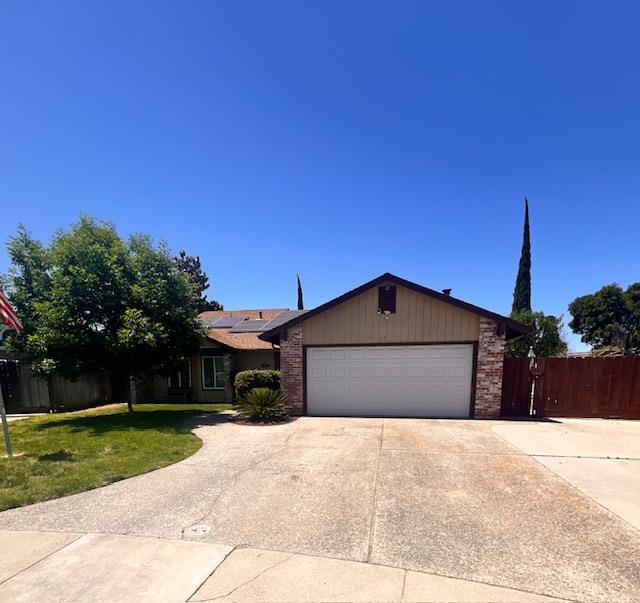 6104 Chickasaw Ct, Manteca, CA 95336