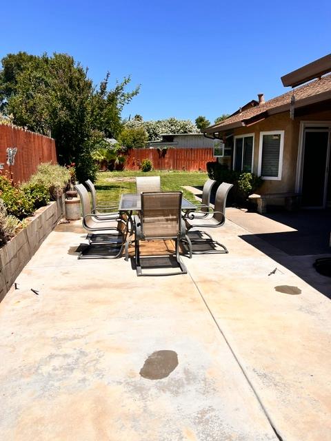 6104 Chickasaw Ct, Manteca, CA 95336