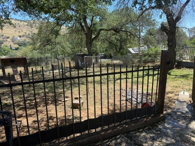 348 Mineral St, Copperopolis, CA 95228