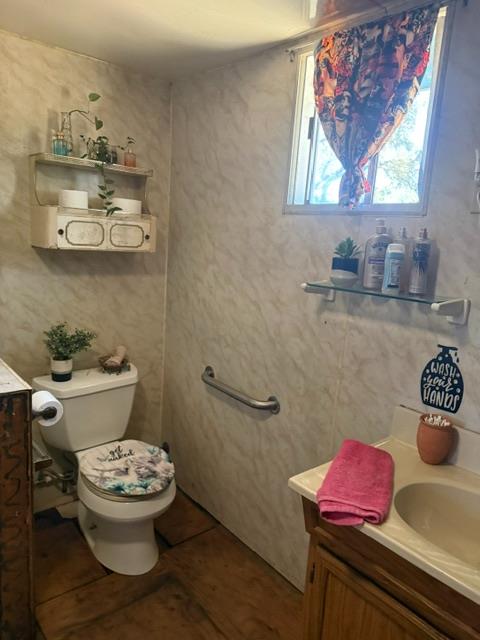 348 Mineral St, Copperopolis, CA 95228