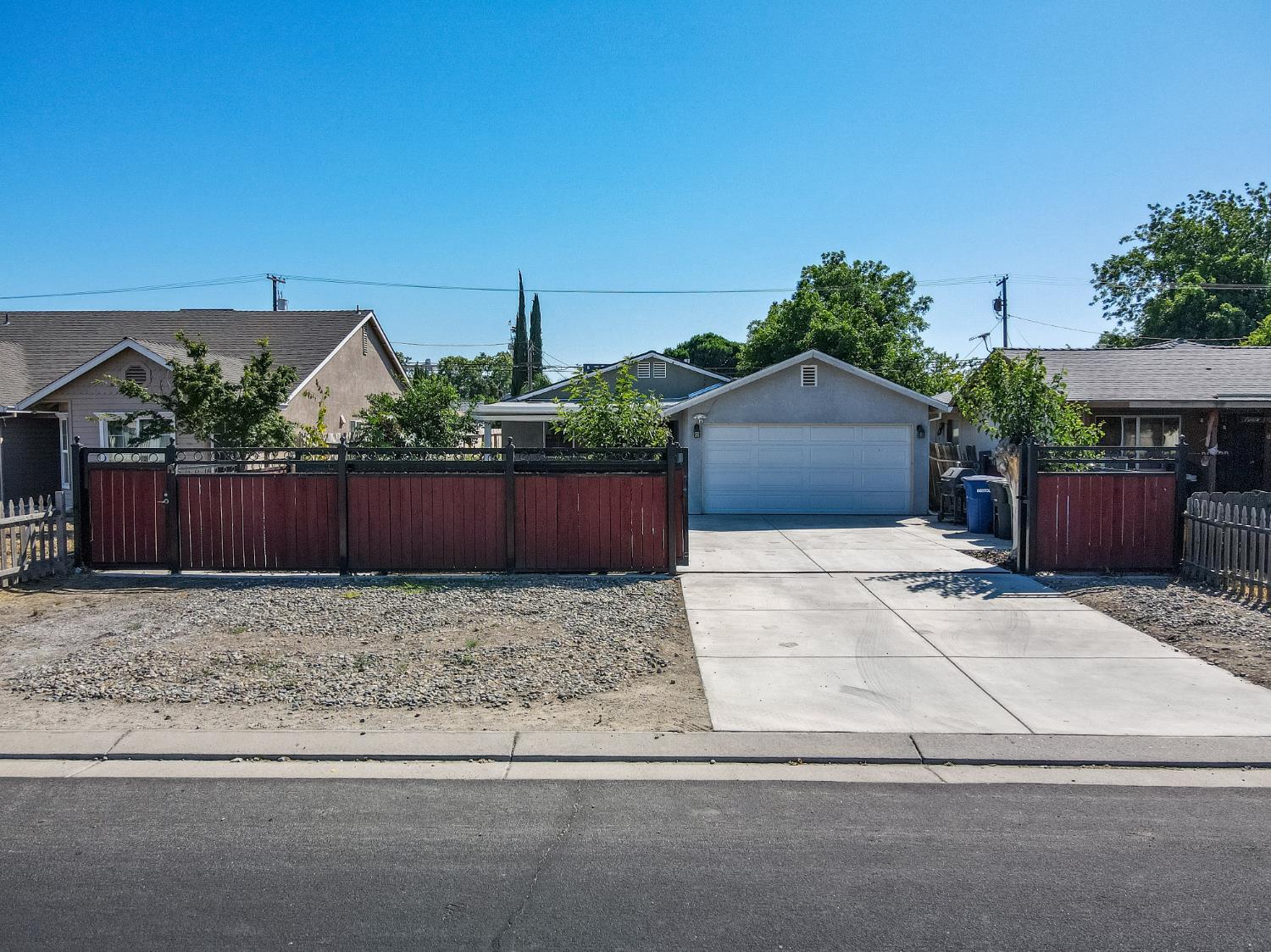 5467 9th St, Keyes, CA 95328