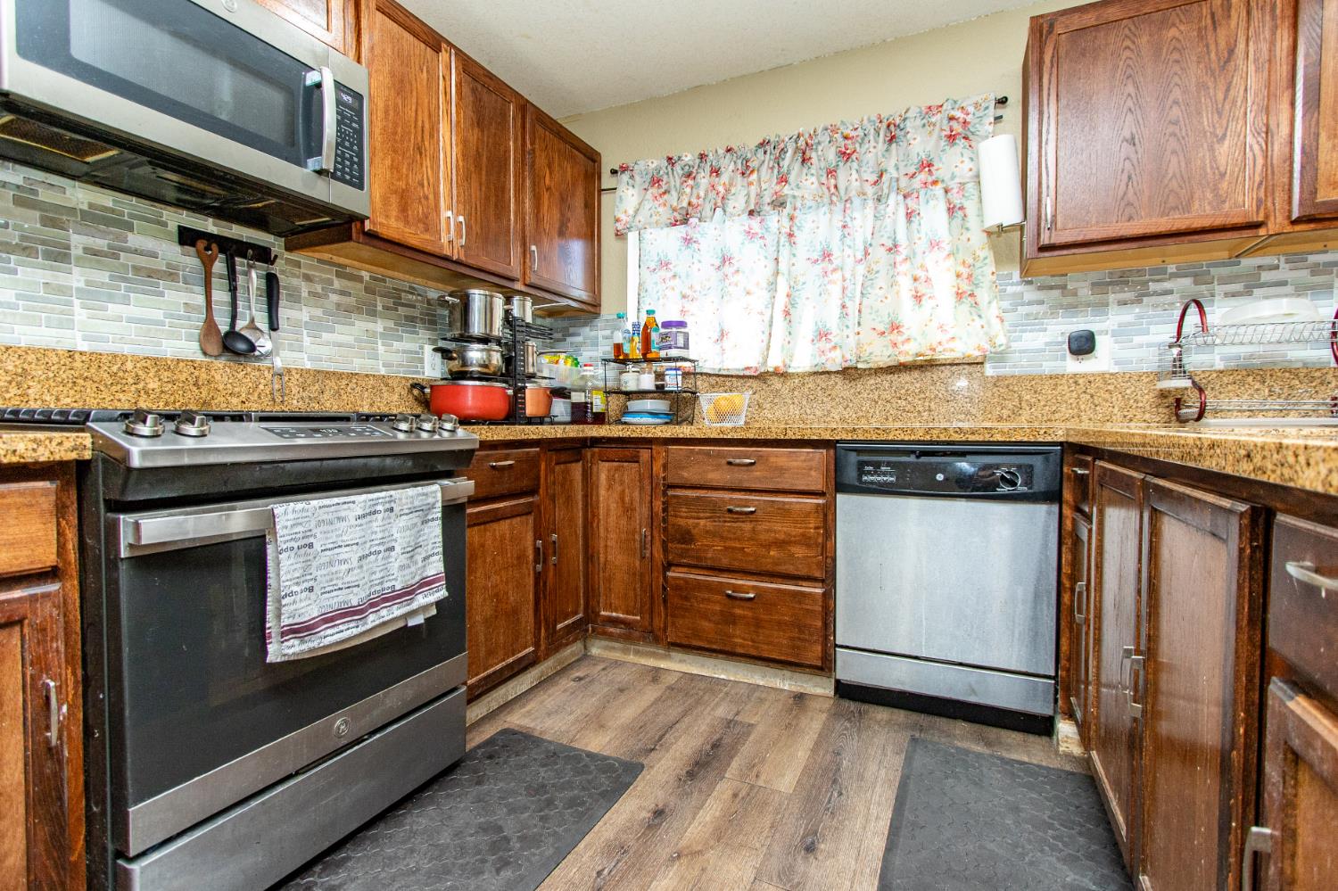 5467 9th St, Keyes, CA 95328