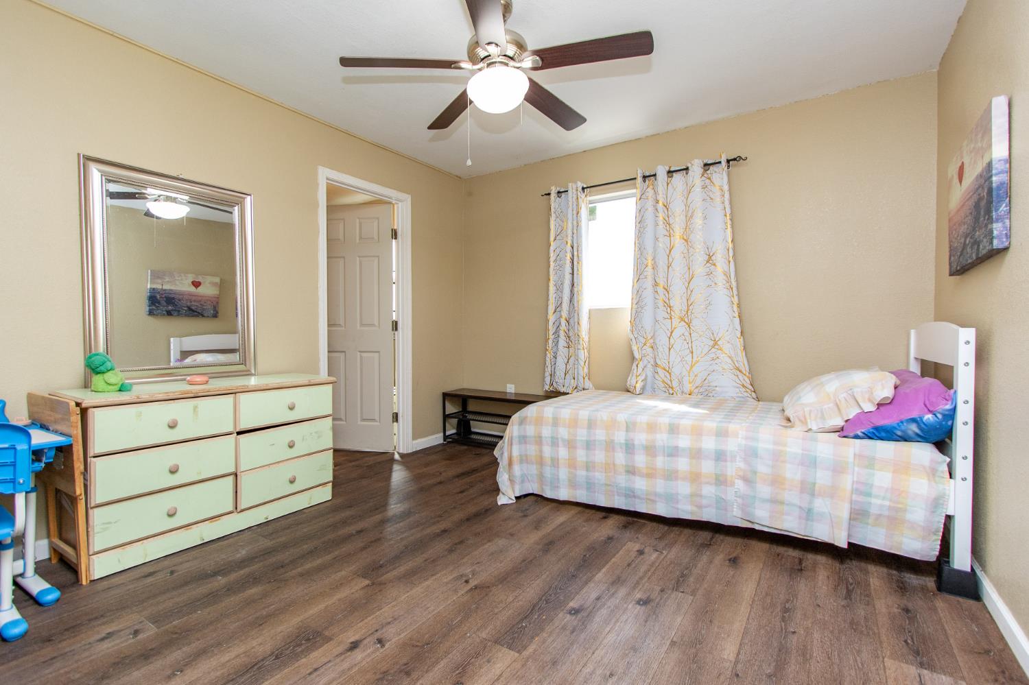 5467 9th St, Keyes, CA 95328