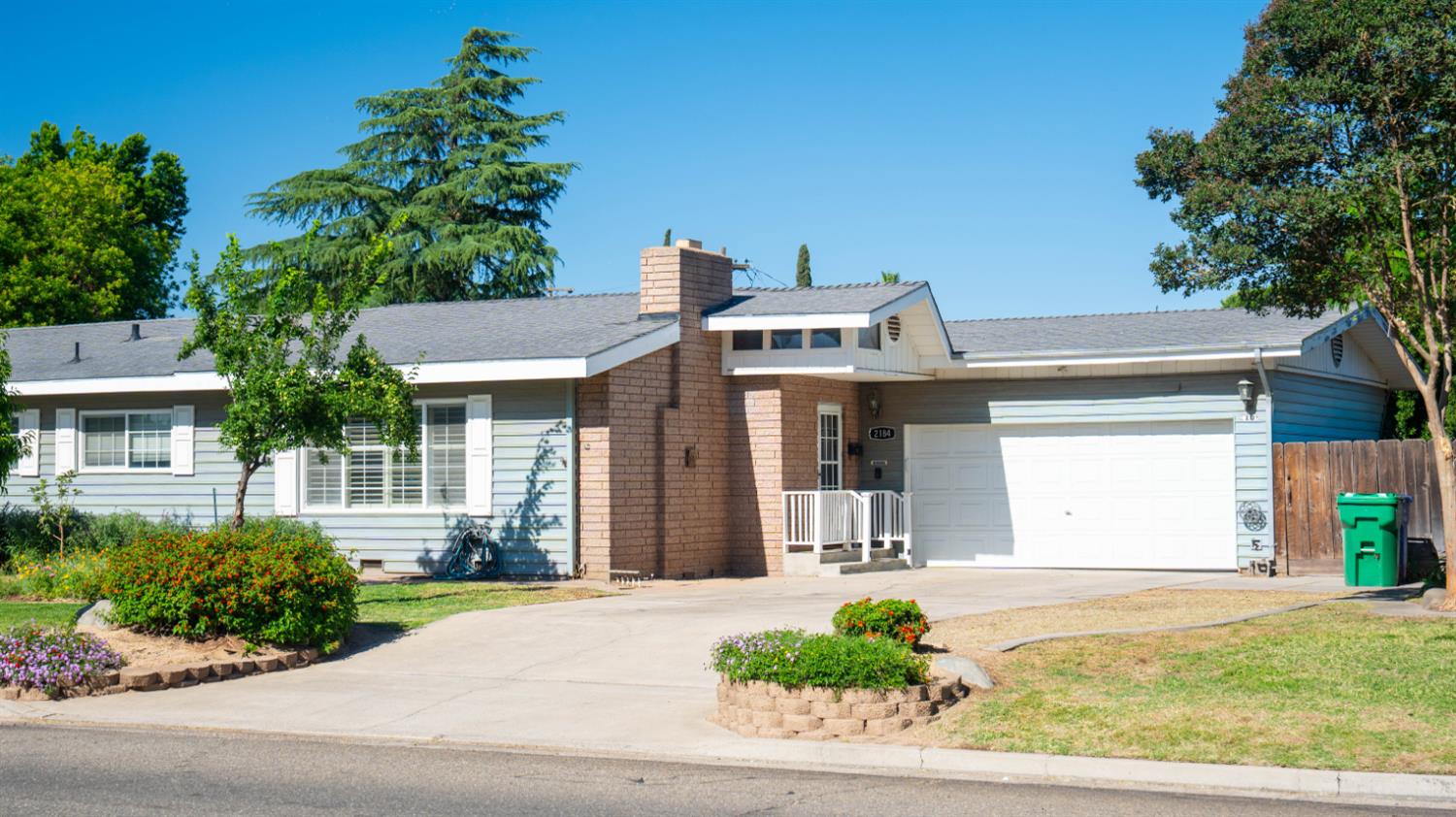2184 Linden St, Atwater, CA 95301