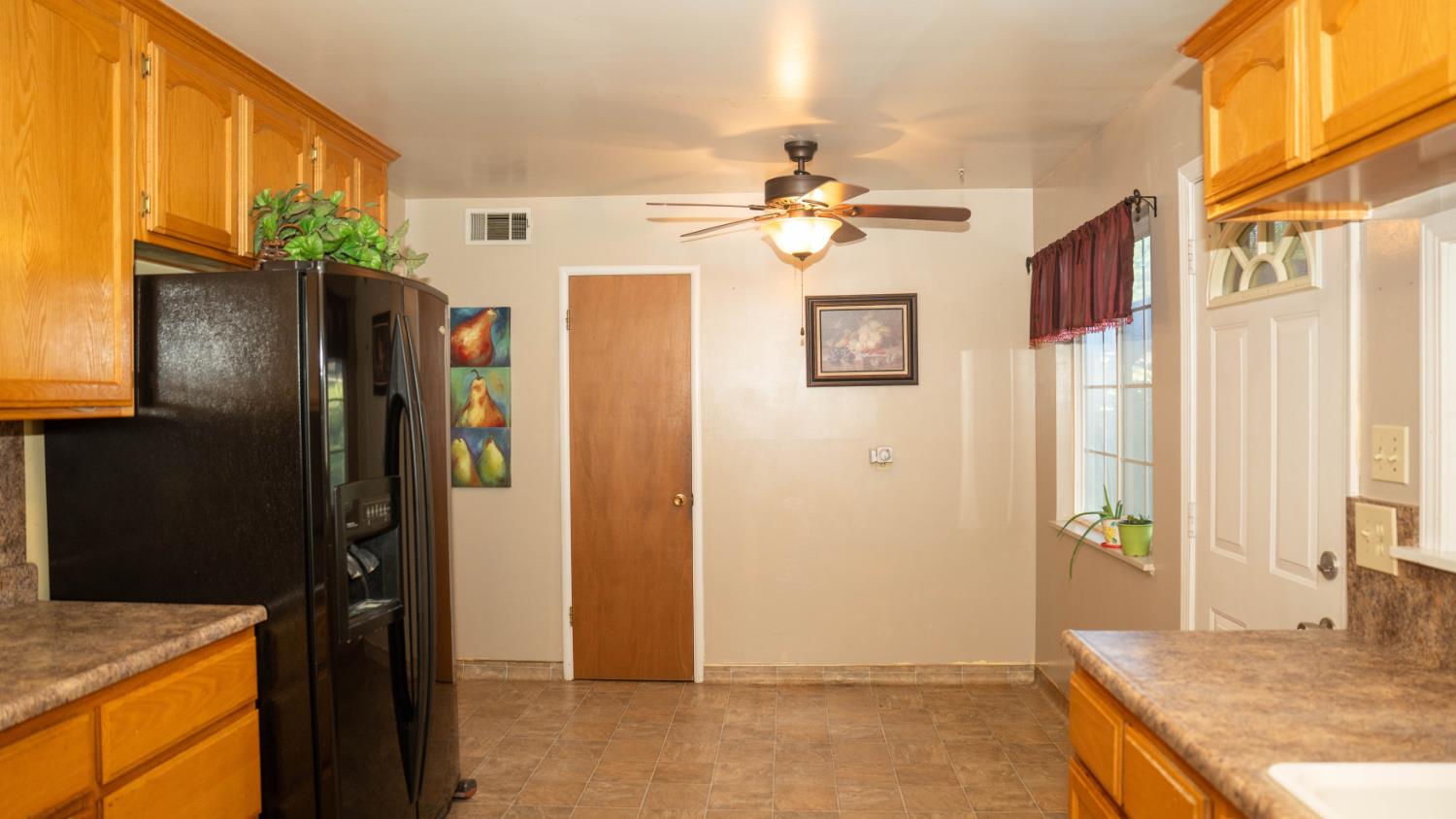 2184 Linden St, Atwater, CA 95301