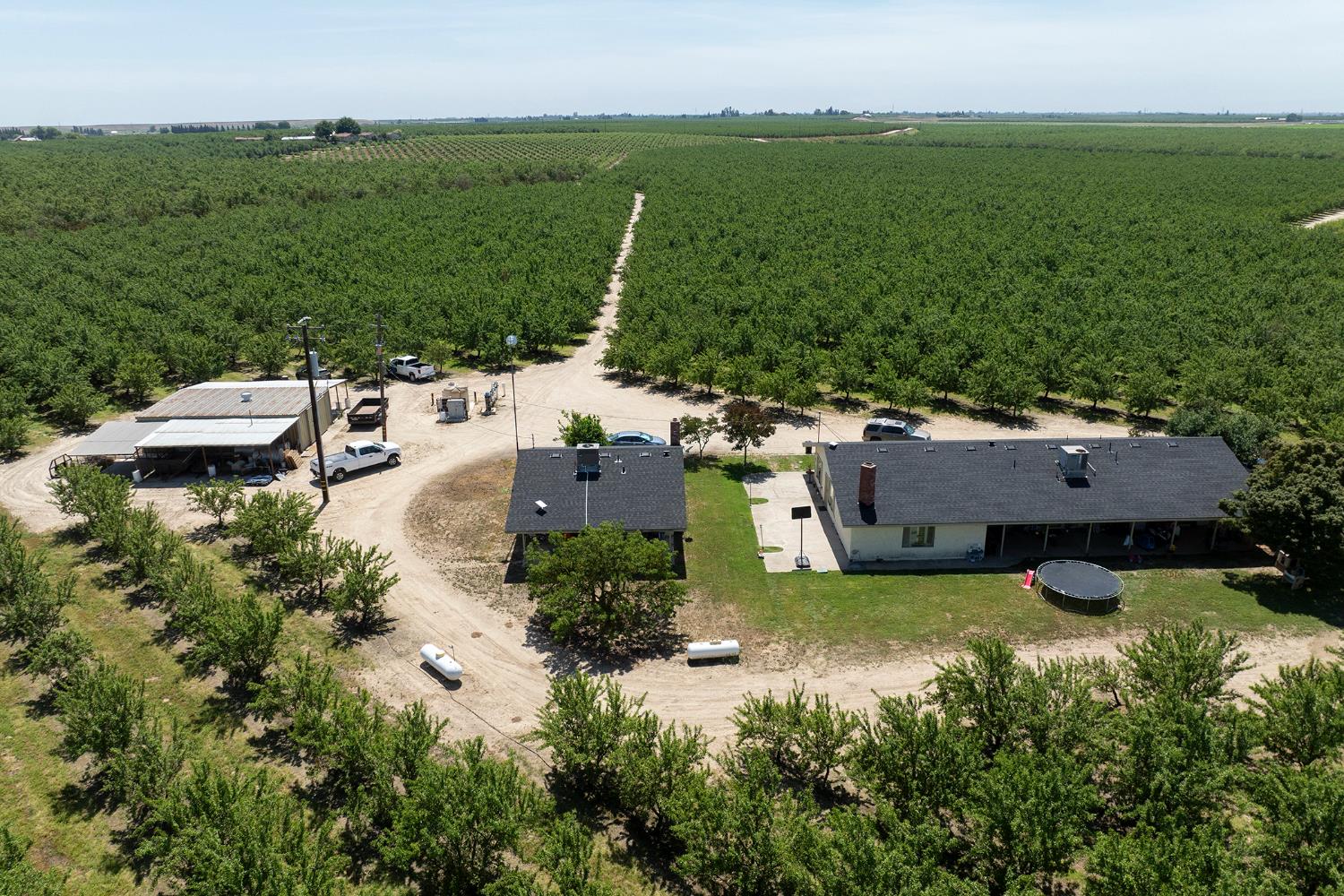 11716 11714 Amsterdam Rd, Winton, CA 95388