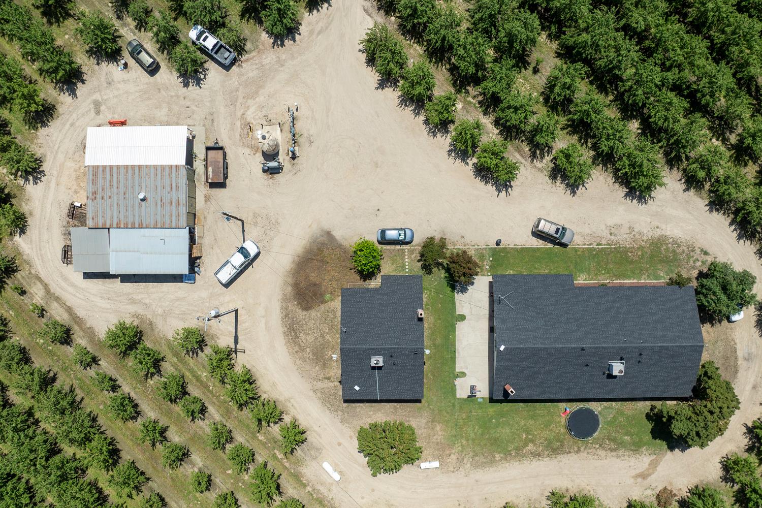11716 11714 Amsterdam Rd, Winton, CA 95388
