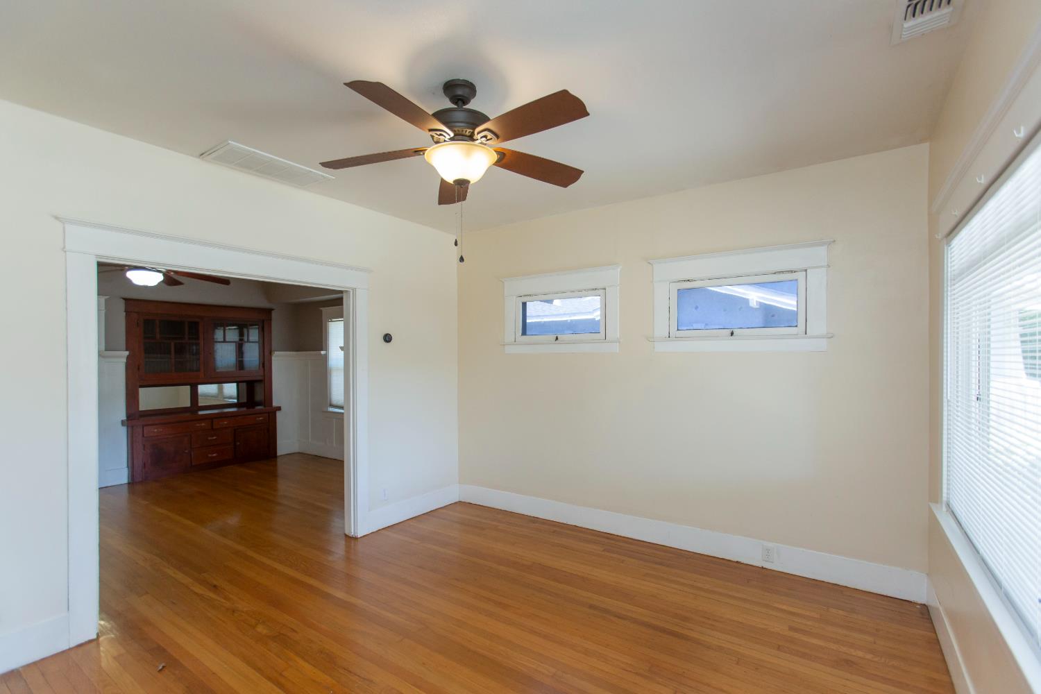 1027 W 21st St, Merced, CA 95340