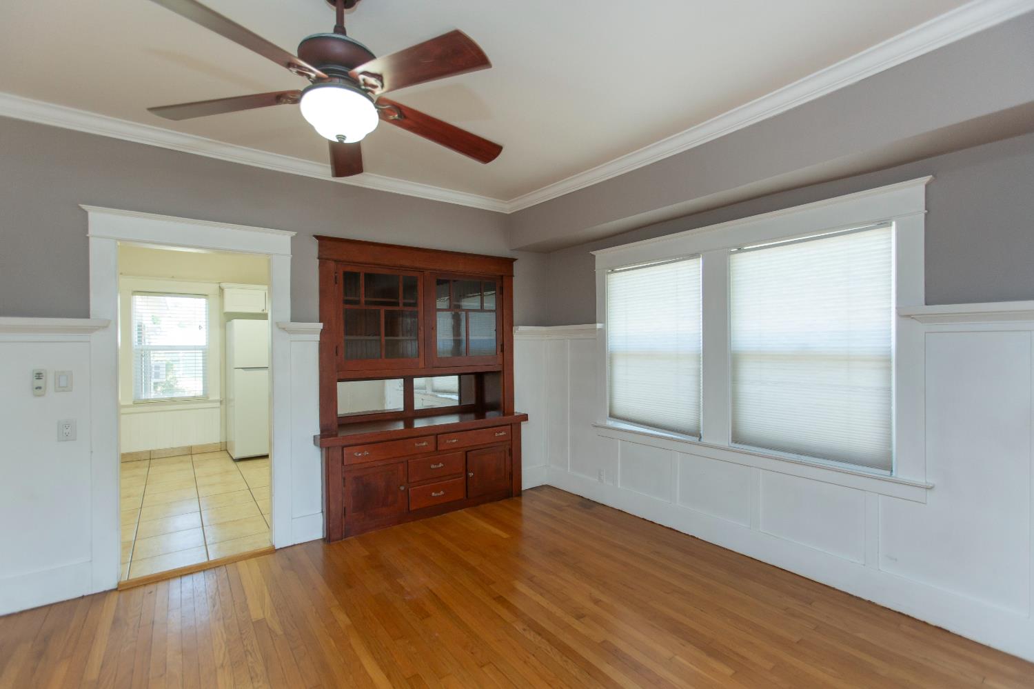 1027 W 21st St, Merced, CA 95340
