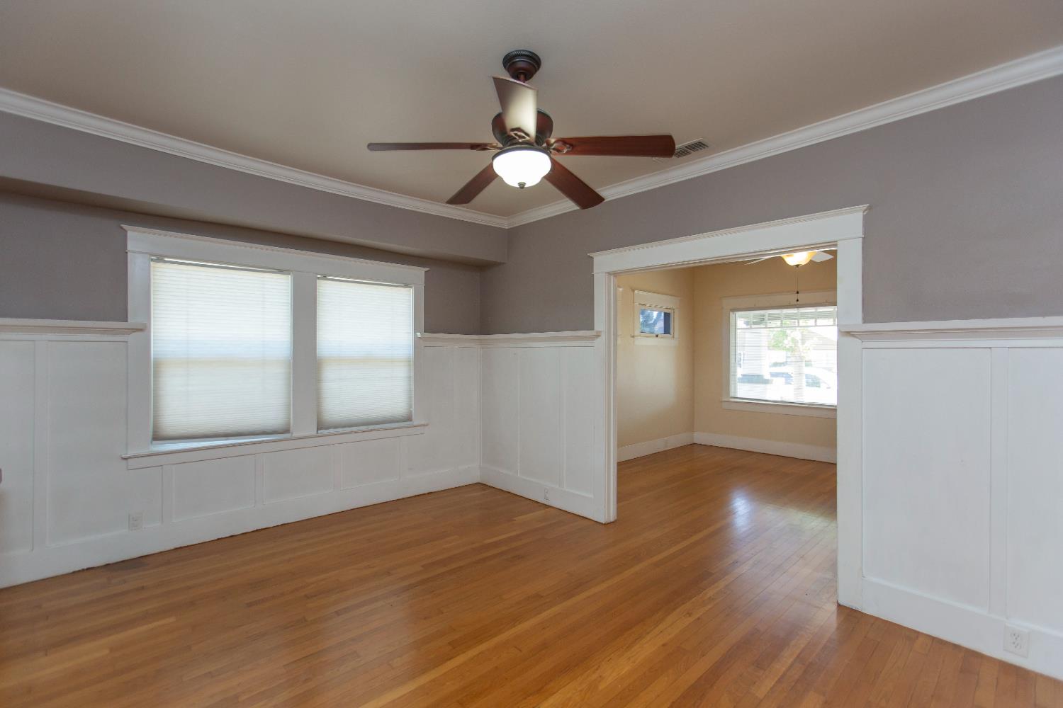 1027 W 21st St, Merced, CA 95340