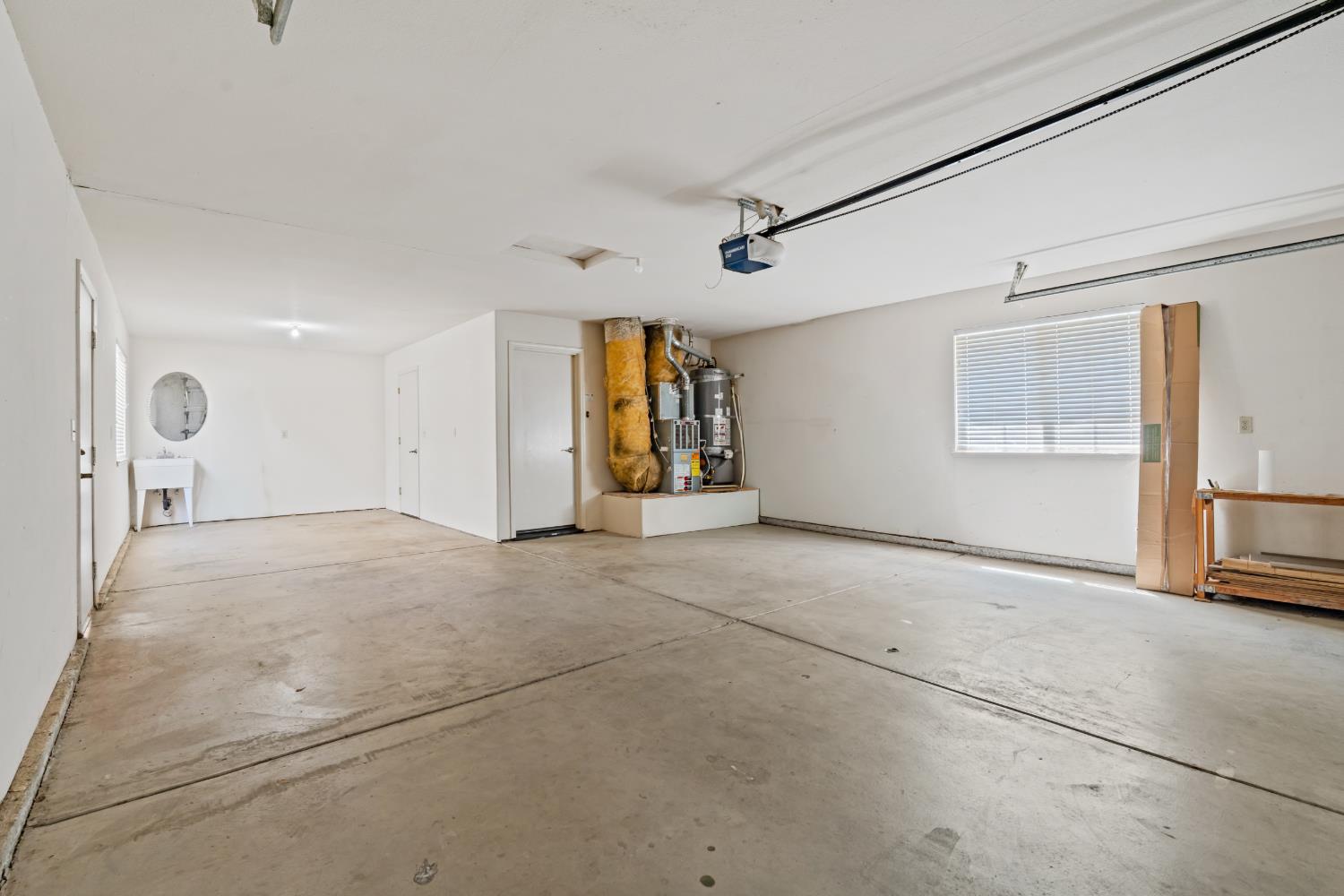 2700 Tradition Way, Modesto, CA 95355