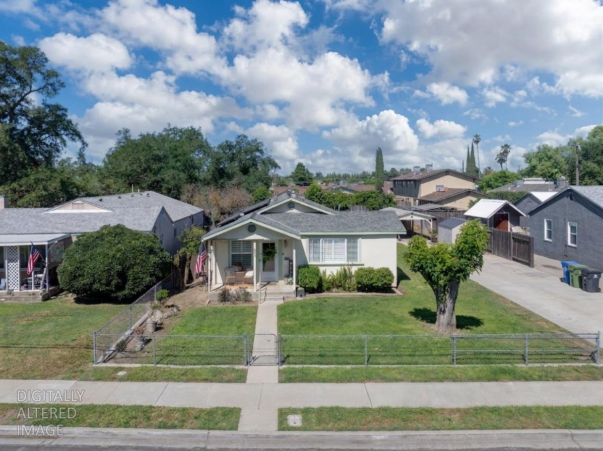 343 Poplar Ave, Manteca, CA 95336